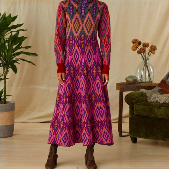 FARM Rio Dresses & Skirts - Farm Rio Tapestry Scarf Sweater Maxi Dress Knit Pink Multi Small NWT